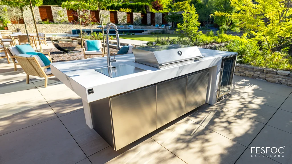 cocina exterior de lujo