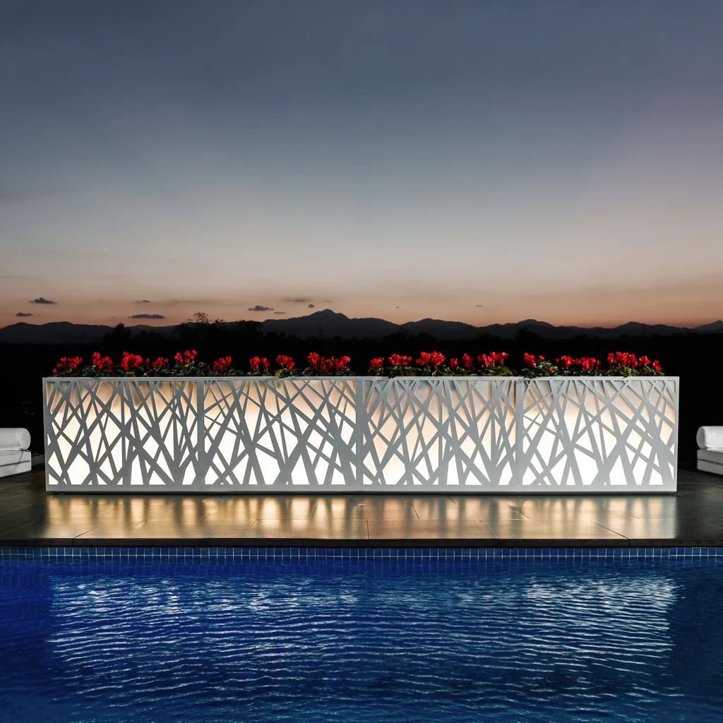 HOMEPAGE 16
