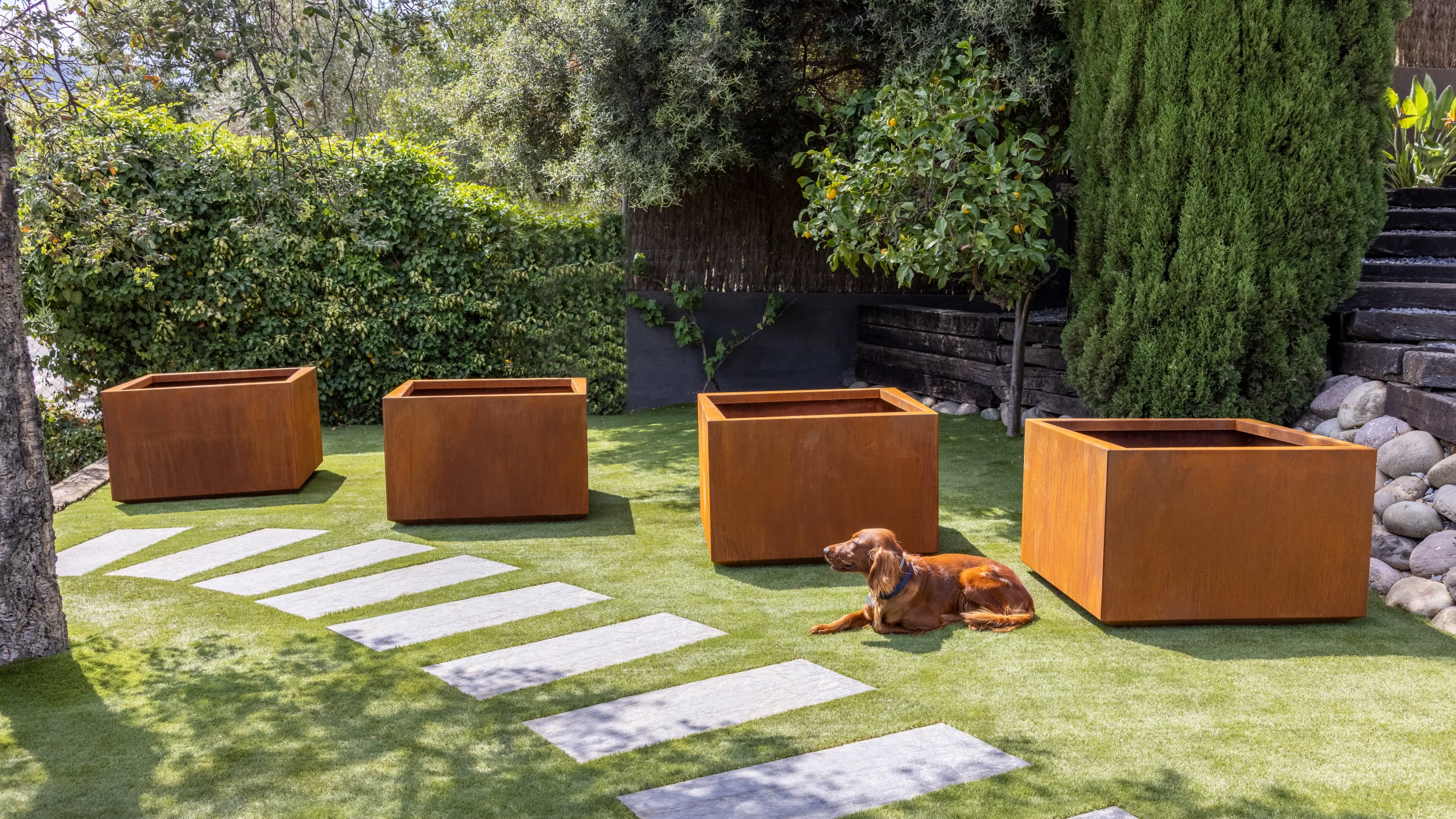 jardineras de acero corten fabricadas en barcelona