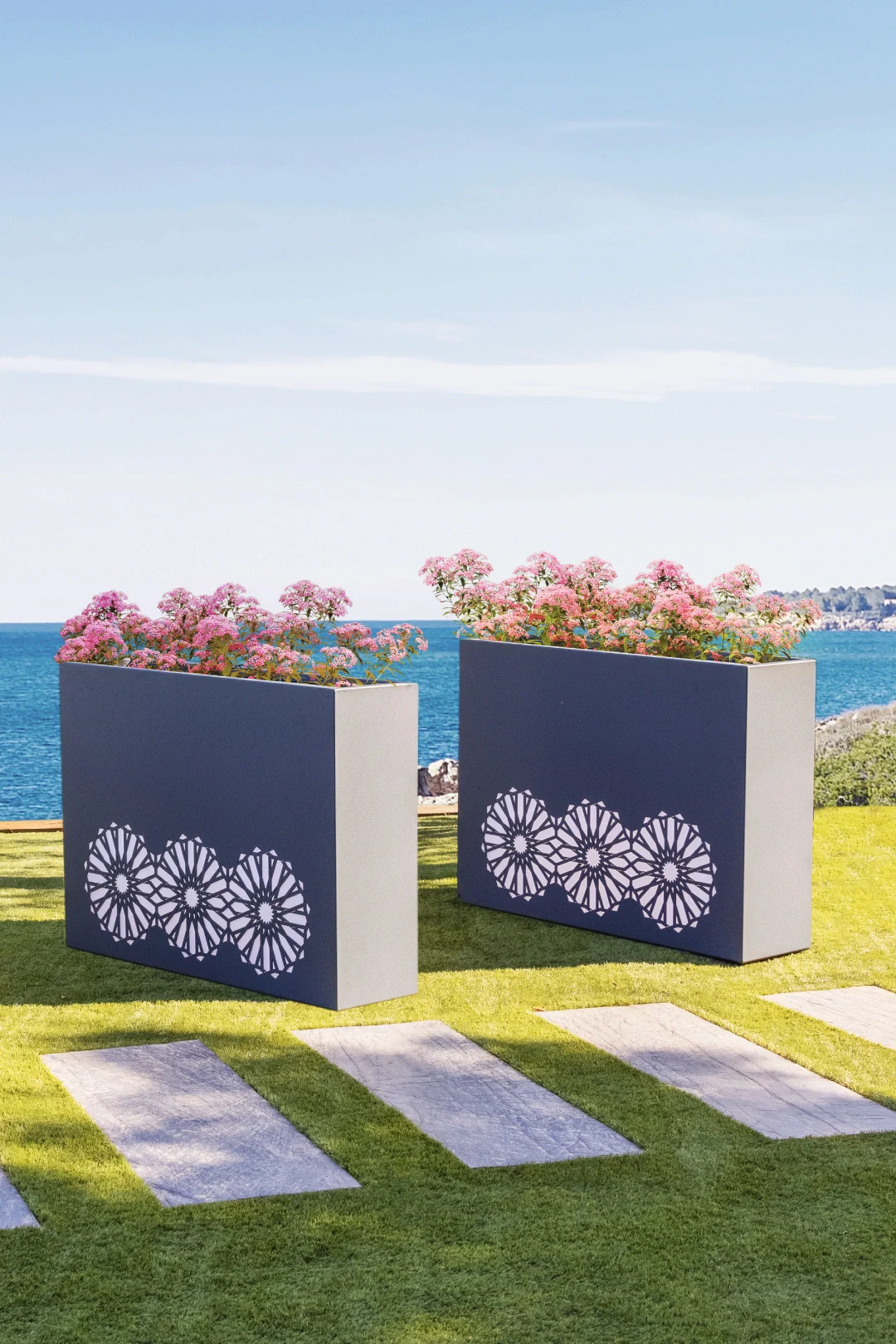 jardineras exteriores minimalistas
