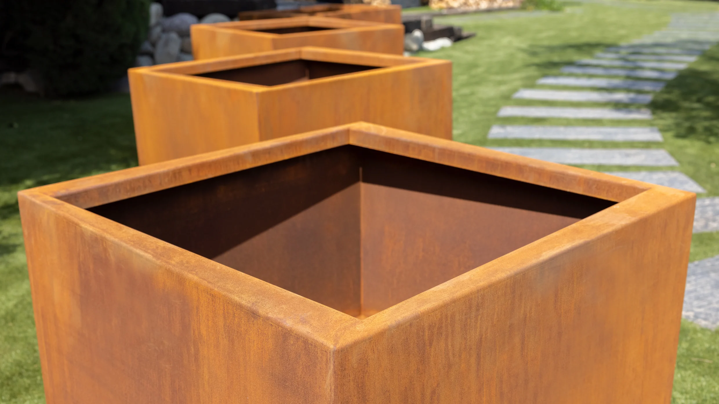 macetero acero corten